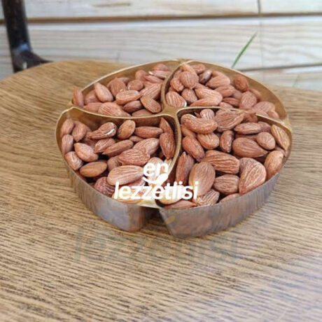 Gün Kurusu Kayısı Çekirdeği