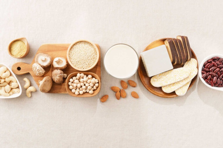 Vegan Beslenmenin Saç Dökülmesi Üzerindeki Etkileri (B12 ve Demir Takviyesi)