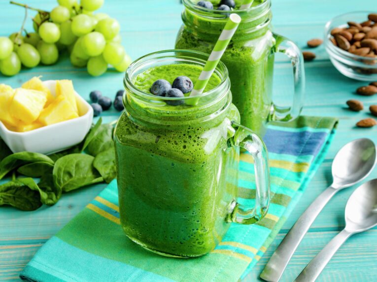 Soğuk Havada Bağışıklığı Güçlendiren Yeşil Smoothieler 2026