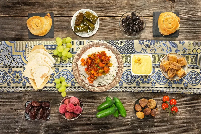 Ramazan iftar sofraları ile dengeli beslenme rehberi