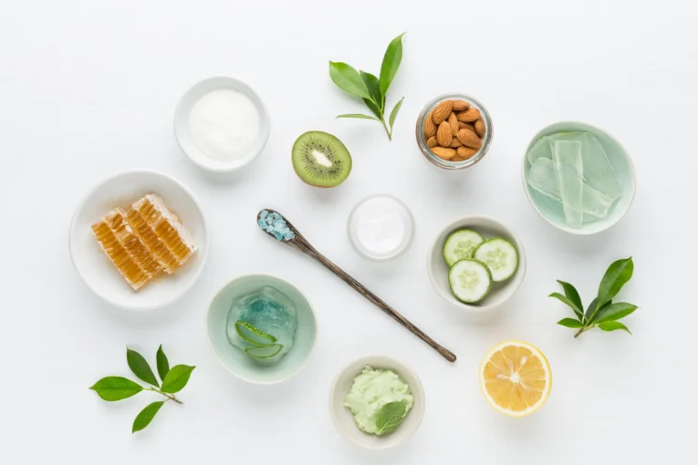 Vegan içerik etiketleri ve doğal bileşenler