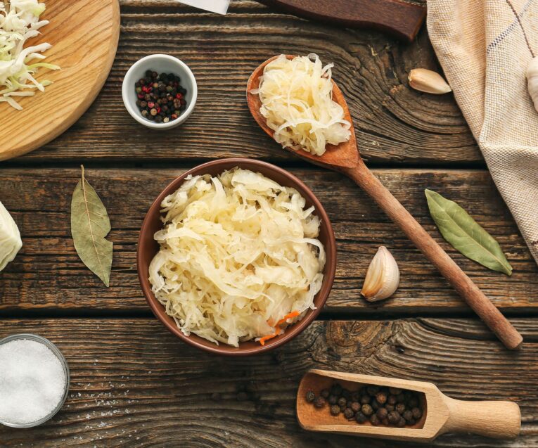 Evde Probiyotik Turşu Yapımı: En İyi Fermente Lahana Turşusu Rehberi