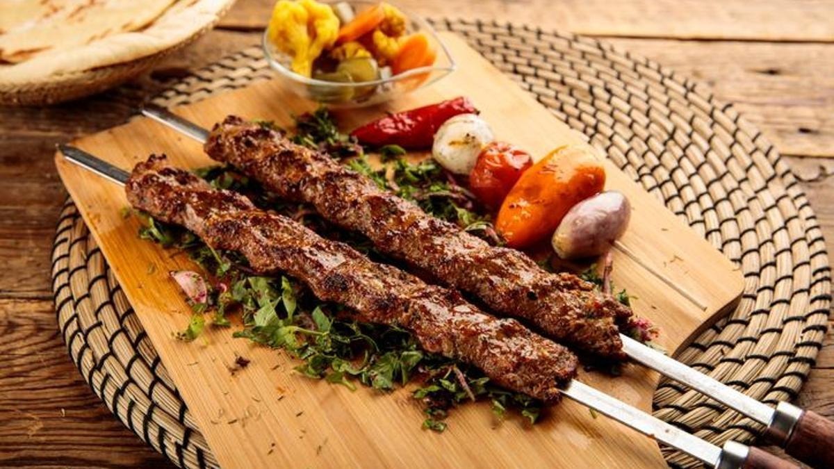 Gerçek Adana Kebap Lezzeti İçin Altın Kurallar